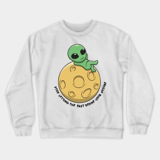 Chlling at the moon with Alienzz Crewneck Sweatshirt